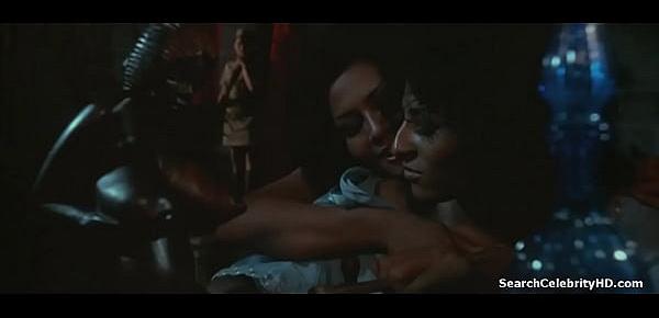  Pam Grier, Sofia Moran in Women in Cages (1971)